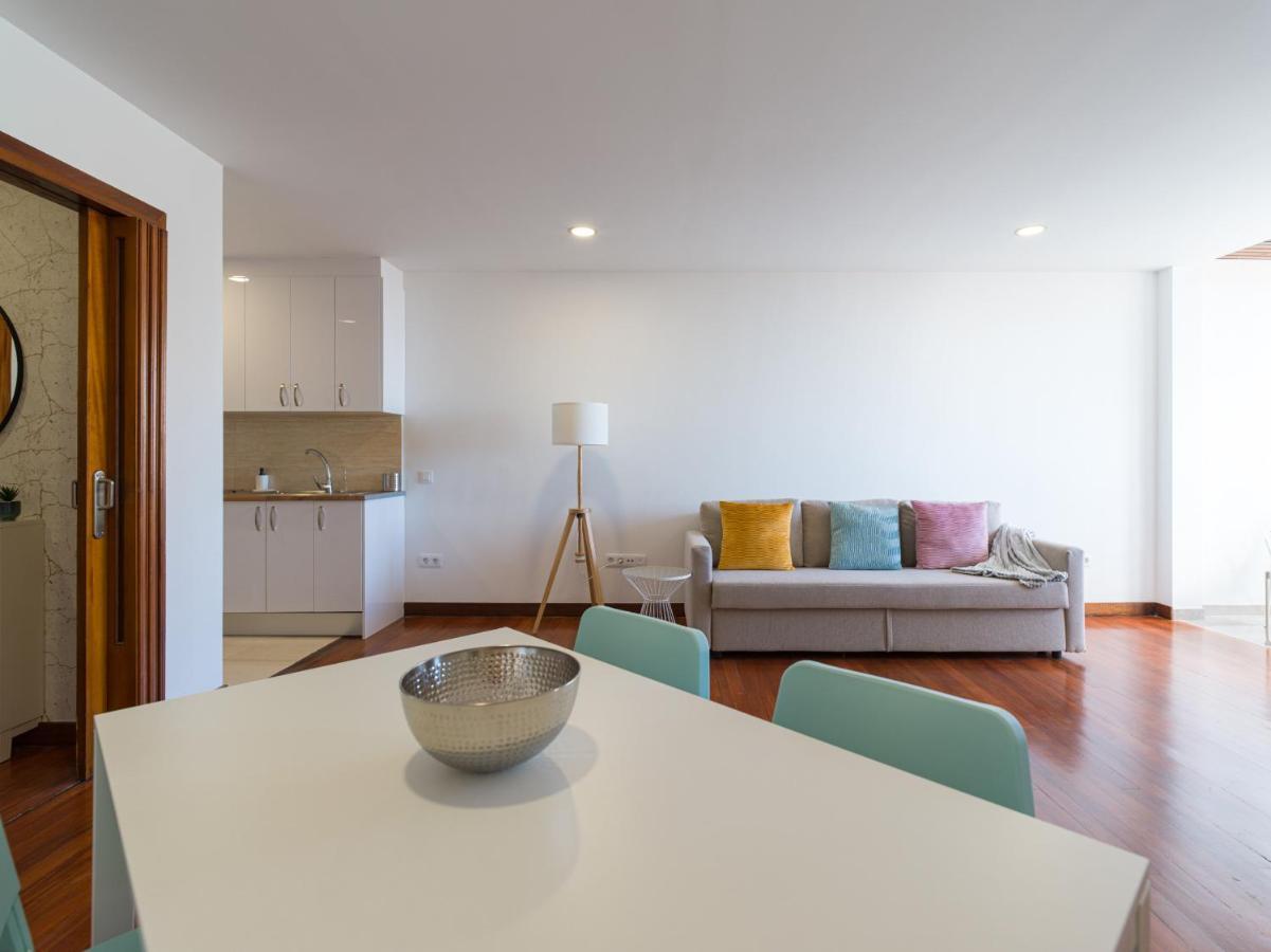 Bright Townhouse - Views - 5 Min Walk To The Beach Las Palmas de Gran Canaria Luaran gambar
