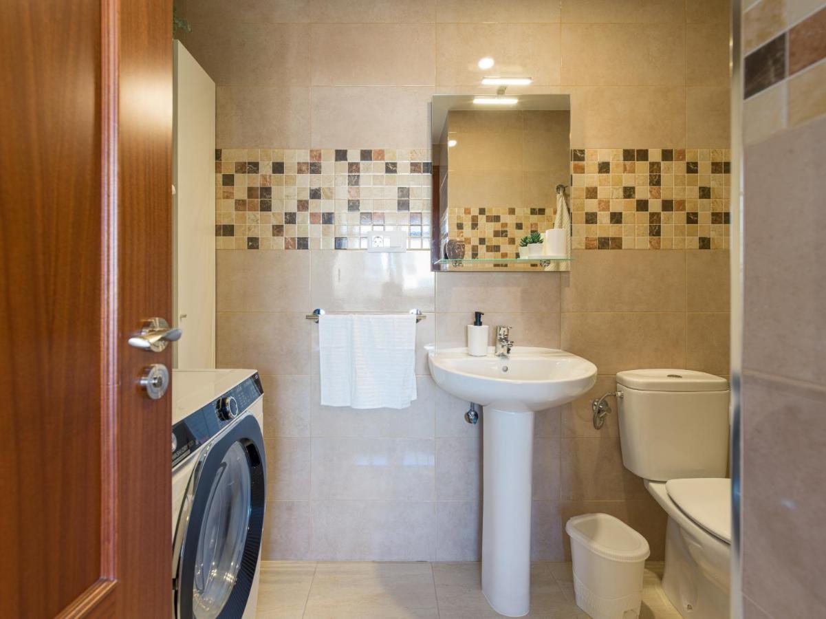 Bright Townhouse - Views - 5 Min Walk To The Beach Las Palmas de Gran Canaria Luaran gambar